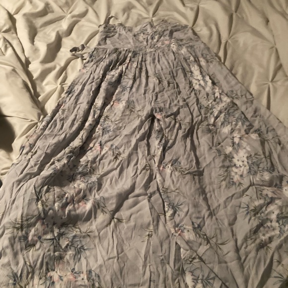 Jumper - Picture 2 of 3